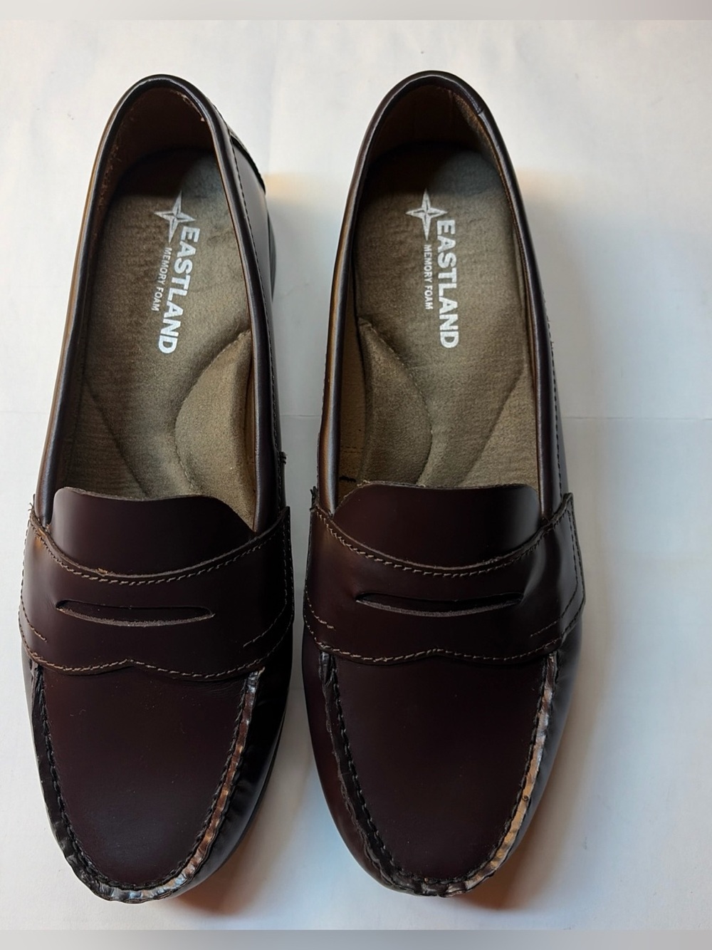Eastland Women's Classic II Penny Loafer Size 8W